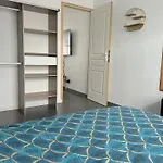 Дом отдыха Montgolfier Maison 5 3 Sdb *